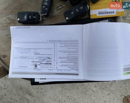 Красный Шкода Румстер, объемом двигателя 1.39 л и пробегом 48 тыс. км за 6700 $, фото 41 на Automoto.ua