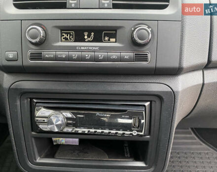 Красный Шкода Румстер, объемом двигателя 1.39 л и пробегом 48 тыс. км за 6700 $, фото 26 на Automoto.ua