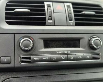 Шкода Румстер 2012 в Киеве на Automoto.ua Красный Шкода Румстер, объемом двигателя 1.39 л и пробегом 48 тыс. км за 6500 $, фото 7 на Automoto.ua