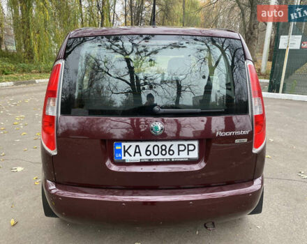 Красный Шкода Румстер, объемом двигателя 1.39 л и пробегом 48 тыс. км за 6700 $, фото 6 на Automoto.ua