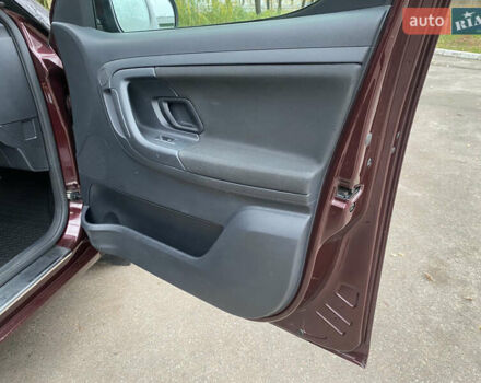 Красный Шкода Румстер, объемом двигателя 1.39 л и пробегом 48 тыс. км за 6700 $, фото 16 на Automoto.ua