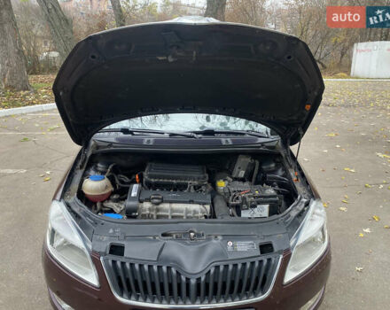 Красный Шкода Румстер, объемом двигателя 1.39 л и пробегом 48 тыс. км за 6700 $, фото 34 на Automoto.ua