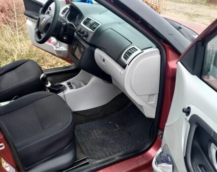 Красный Шкода Румстер, объемом двигателя 1.4 л и пробегом 326 тыс. км за 4300 $, фото 6 на Automoto.ua