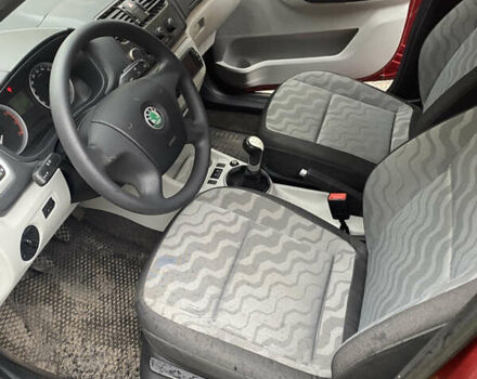 Красный Шкода Румстер, объемом двигателя 1.6 л и пробегом 173 тыс. км за 4600 $, фото 8 на Automoto.ua