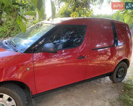 Красный Шкода Румстер, объемом двигателя 1.2 л и пробегом 492 тыс. км за 3200 $, фото 2 на Automoto.ua