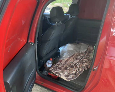 Красный Шкода Румстер, объемом двигателя 1.2 л и пробегом 492 тыс. км за 3200 $, фото 13 на Automoto.ua