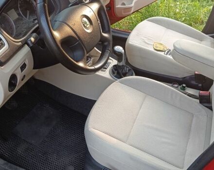 Червоний Шкода Румстер, об'ємом двигуна 1.4 л та пробігом 275 тис. км за 5000 $, фото 1 на Automoto.ua