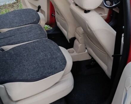 Червоний Шкода Румстер, об'ємом двигуна 1.4 л та пробігом 275 тис. км за 5000 $, фото 8 на Automoto.ua