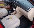Красный Шкода Румстер, объемом двигателя 1.4 л и пробегом 275 тыс. км за 5000 $, фото 2 на Automoto.ua