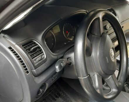 Червоний Шкода Румстер, об'ємом двигуна 1.4 л та пробігом 200 тис. км за 5600 $, фото 5 на Automoto.ua