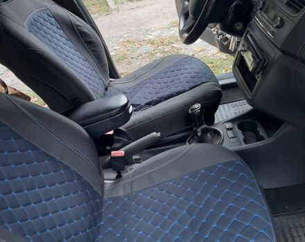 Червоний Шкода Румстер, об'ємом двигуна 1.4 л та пробігом 200 тис. км за 5600 $, фото 6 на Automoto.ua