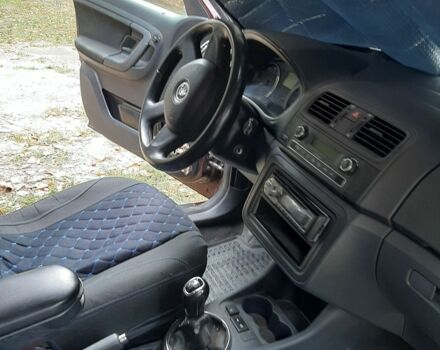 Червоний Шкода Румстер, об'ємом двигуна 1.4 л та пробігом 200 тис. км за 5600 $, фото 4 на Automoto.ua