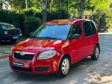 Красный Шкода Румстер, объемом двигателя 1.2 л и пробегом 260 тыс. км за 3990 $, фото 1 на Automoto.ua