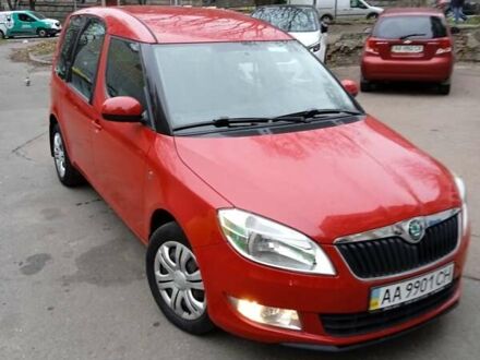 Красный Шкода Румстер, объемом двигателя 1.2 л и пробегом 49 тыс. км за 7500 $, фото 1 на Automoto.ua