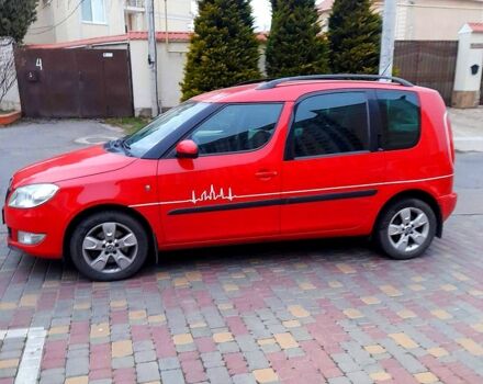 Красный Шкода Румстер, объемом двигателя 1.2 л и пробегом 153 тыс. км за 7499 $, фото 1 на Automoto.ua