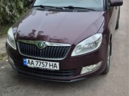 Шкода Румстер 2013 в Сумах на Automoto.ua Красный Шкода Румстер, объемом двигателя 1.4 л и пробегом 49 тыс. км за 6700 $, фото 1 на Automoto.ua