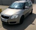 Серый Шкода Румстер, объемом двигателя 1.6 л и пробегом 180 тыс. км за 6200 $, фото 1 на Automoto.ua