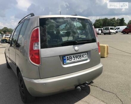 Серый Шкода Румстер, объемом двигателя 1.6 л и пробегом 180 тыс. км за 6200 $, фото 1 на Automoto.ua