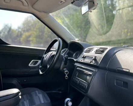 Серый Шкода Румстер, объемом двигателя 1.6 л и пробегом 228 тыс. км за 6500 $, фото 11 на Automoto.ua