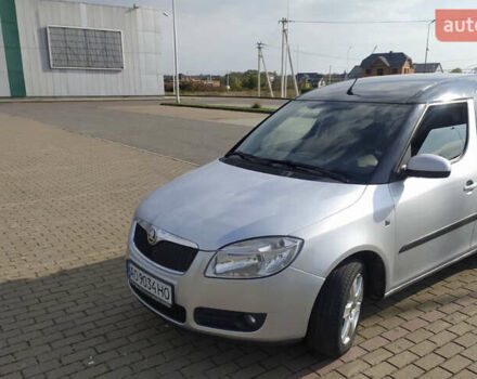 Серый Шкода Румстер, объемом двигателя 1.4 л и пробегом 250 тыс. км за 4500 $, фото 1 на Automoto.ua