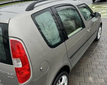 Сірий Шкода Румстер, об'ємом двигуна 1.6 л та пробігом 217 тис. км за 5499 $, фото 10 на Automoto.ua