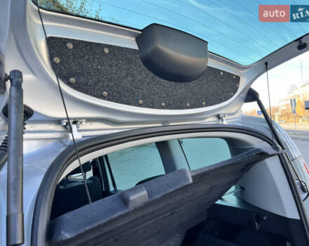 Сірий Шкода Румстер, об'ємом двигуна 1.4 л та пробігом 180 тис. км за 5950 $, фото 40 на Automoto.ua