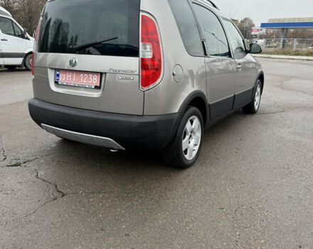 Серый Шкода Румстер, объемом двигателя 1.4 л и пробегом 193 тыс. км за 5300 $, фото 4 на Automoto.ua