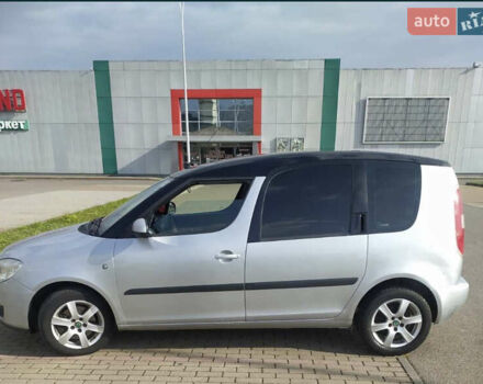 Серый Шкода Румстер, объемом двигателя 1.4 л и пробегом 250 тыс. км за 4500 $, фото 2 на Automoto.ua