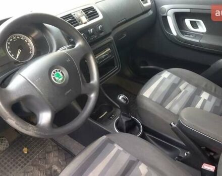 Серый Шкода Румстер, объемом двигателя 0 л и пробегом 202 тыс. км за 4800 $, фото 8 на Automoto.ua