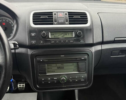 Серый Шкода Румстер, объемом двигателя 1.4 л и пробегом 193 тыс. км за 5300 $, фото 24 на Automoto.ua