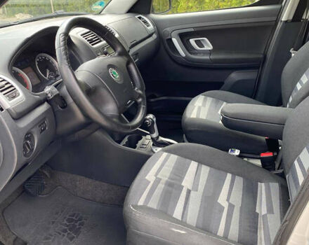 Сірий Шкода Румстер, об'ємом двигуна 1.6 л та пробігом 214 тис. км за 5990 $, фото 24 на Automoto.ua