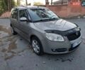 Серый Шкода Румстер, объемом двигателя 1.4 л и пробегом 399 тыс. км за 3950 $, фото 1 на Automoto.ua