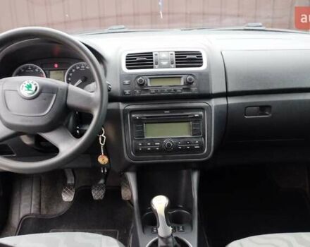 Сірий Шкода Румстер, об'ємом двигуна 1.6 л та пробігом 203 тис. км за 6200 $, фото 10 на Automoto.ua