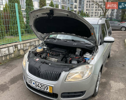 Сірий Шкода Румстер, об'ємом двигуна 1.6 л та пробігом 185 тис. км за 6500 $, фото 44 на Automoto.ua