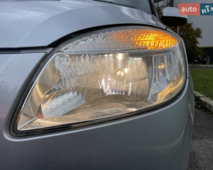 Сірий Шкода Румстер, об'ємом двигуна 1.6 л та пробігом 185 тис. км за 6500 $, фото 6 на Automoto.ua