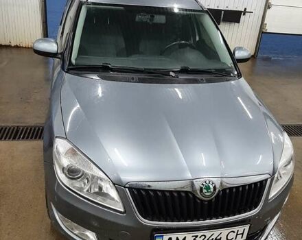 Серый Шкода Румстер, объемом двигателя 1.6 л и пробегом 202 тыс. км за 6500 $, фото 2 на Automoto.ua