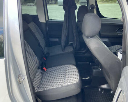 Серый Шкода Румстер, объемом двигателя 1.6 л и пробегом 308 тыс. км за 5400 $, фото 3 на Automoto.ua