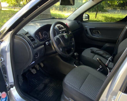 Серый Шкода Румстер, объемом двигателя 1.6 л и пробегом 308 тыс. км за 5400 $, фото 24 на Automoto.ua