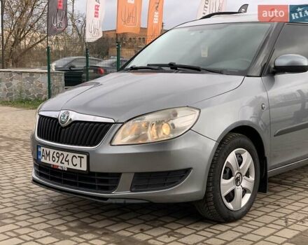 Серый Шкода Румстер, объемом двигателя 1.2 л и пробегом 225 тыс. км за 6455 $, фото 3 на Automoto.ua