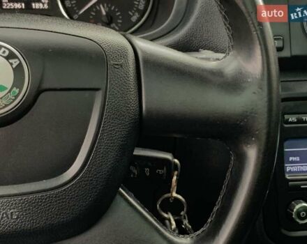 Серый Шкода Румстер, объемом двигателя 1.2 л и пробегом 225 тыс. км за 6455 $, фото 41 на Automoto.ua