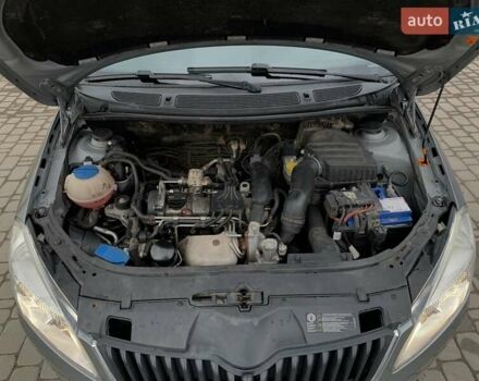 Серый Шкода Румстер, объемом двигателя 1.2 л и пробегом 225 тыс. км за 6455 $, фото 50 на Automoto.ua