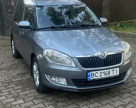 Серый Шкода Румстер, объемом двигателя 1.39 л и пробегом 38 тыс. км за 6900 $, фото 2 на Automoto.ua