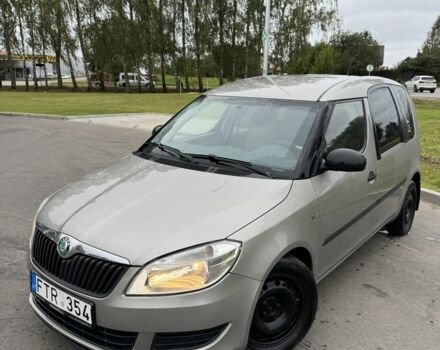 Серый Шкода Румстер, объемом двигателя 1.6 л и пробегом 222 тыс. км за 2335 $, фото 1 на Automoto.ua