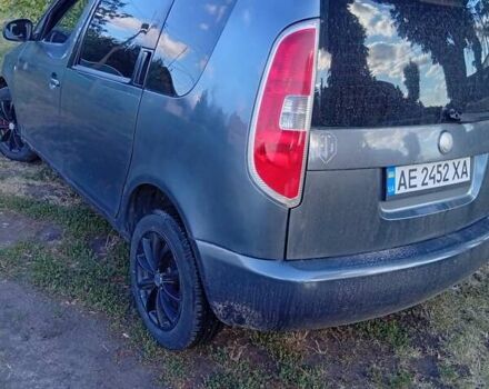 Серый Шкода Румстер, объемом двигателя 1.4 л и пробегом 200 тыс. км за 3500 $, фото 3 на Automoto.ua