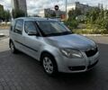 Серый Шкода Румстер, объемом двигателя 1.4 л и пробегом 233 тыс. км за 4299 $, фото 2 на Automoto.ua