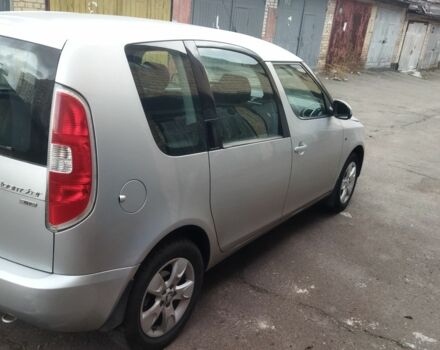 Серый Шкода Румстер, объемом двигателя 0 л и пробегом 202 тыс. км за 4800 $, фото 4 на Automoto.ua