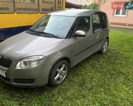 Сірий Шкода Румстер, об'ємом двигуна 1.42 л та пробігом 221 тис. км за 4500 $, фото 3 на Automoto.ua