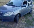 Серый Шкода Румстер, объемом двигателя 1.4 л и пробегом 200 тыс. км за 3500 $, фото 2 на Automoto.ua