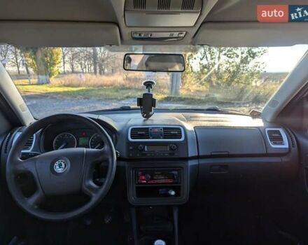 Сірий Шкода Румстер, об'ємом двигуна 1.6 л та пробігом 294 тис. км за 4100 $, фото 11 на Automoto.ua