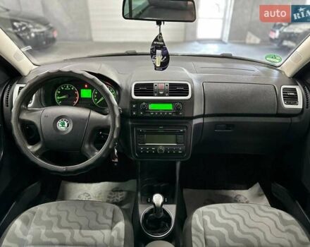 Сірий Шкода Румстер, об'ємом двигуна 1.39 л та пробігом 279 тис. км за 6499 $, фото 19 на Automoto.ua